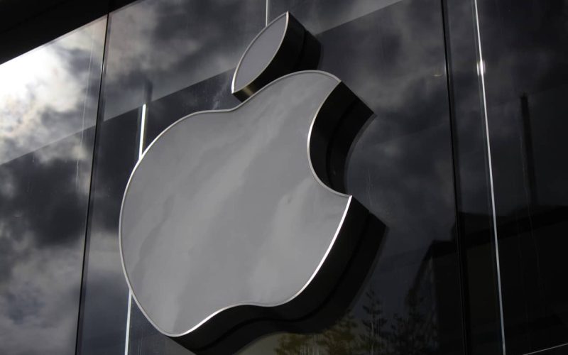 apple